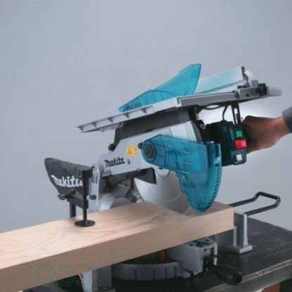 Пила торцовочная комбинированная консольная сетевая Makita LH1201FL